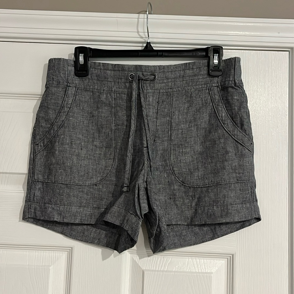 Athleta linen shorts